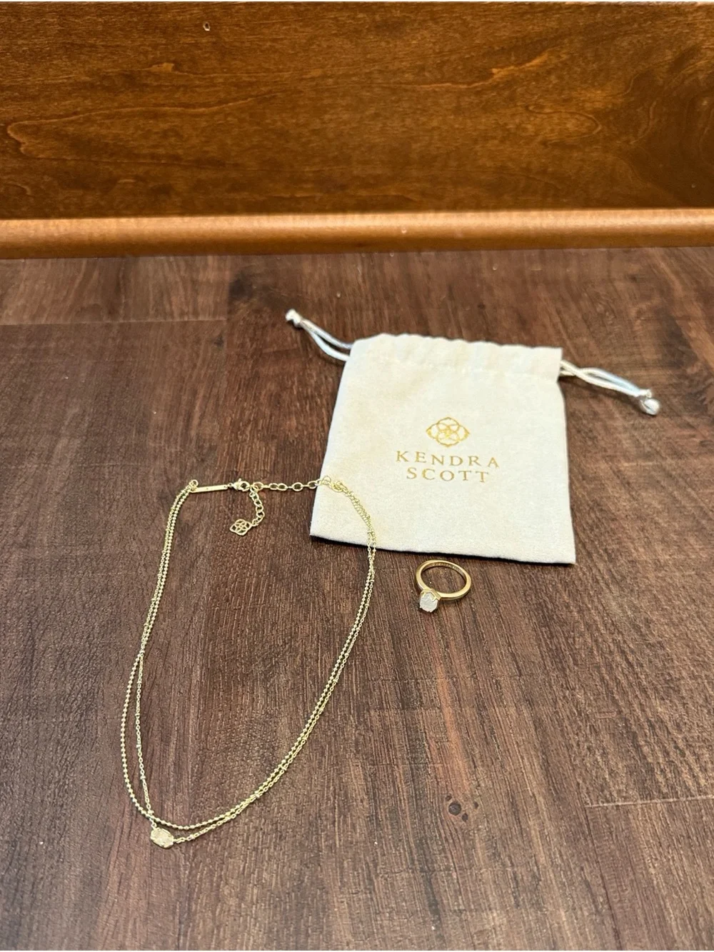 Kendra Scott Gold Double-Layer Elisa Necklace & Ring Set - Iridescent Drusy - Picture 1 of 1